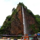 인공폭포 이미지