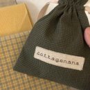 재봉틀과 자수이야기 이미지