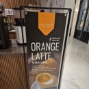 오렌지몰 | [잠실 롯데월드몰 카페 추천] 노아스로스팅 내돈내산 후기 - 노아슈 &amp; 오렌지라떼