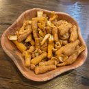 옛날통닭 | 혜화 안주 맛집 04판 대학로점 옛날통닭 후기