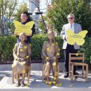 美 글렌데일 시장은 왜 성북구 ‘평화의소녀상’에 '노랑나비'를 달았나 이미지