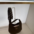 수빈패션 | 투바투 수빈 픽 발렌티노 숄더백 호보호 호보백 후기