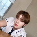 The Feels 이미지