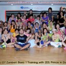 줌바 피트니스 이미지