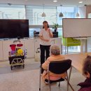 함께하는시니어케어센터 | ★이솔 데이케어센터★어르신들과 함께하는 시니어 스포츠 / 밴드 체조, 풍선 공 빼기 놀이