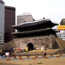 숭례문 ‘610년 역사’ 5시간 만에 한줌 잿더미로. 이미지