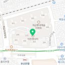 이진젠시티 횡단보도 앞 이미지
