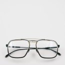 우즈 아이웨어 이미지