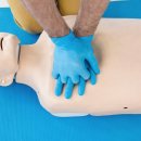 CPR(심폐소생술) 방법과 오해, 자격증 없는데 해도 될까? 이미지