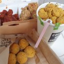 네네치킨옥산정평점 | 경산정평옥산bhc 후라이드 양념 반반치킨 + 뿌링왕콜팝 + 뿌링치즈볼 조합 못참지~