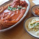 앞꼬지닭칼국수