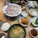 쌍둥이돼지국밥 본점 이미지