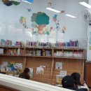 백석도서관 1층 이미지