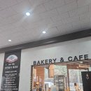 하얀천국 | [수원] 부들부들 화이트롤 &amp; 단짠 치즈 바게트 맛집 "하얀풍차제과점 망포역점" 내돈내산 솔직후기