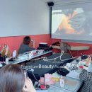 아델제이 아카데미 이미지