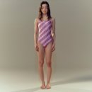 퀵실버록시 - 아산시 해위안길 127 | 퀵실버(Quiksilver)와 록시(Roxy)의 인도어 스윔웨어 컬렉션 AOP 원피스 수영복