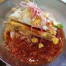 용밀면