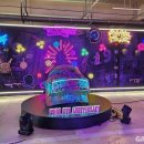 헬멧 조형물 이미지