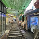 철길 주희타로&소품샵 | [군산 여행] 군산 필수 여행코스 경암동철길마을 포토존 플립팝 교복대여 금액 (내돈내산)