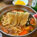 김치와 밑반찬 | 묵호여행 현실판 묵호 칼국수 맛집 동성칼국수 2시간 웨이팅 내돈내산 후기