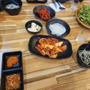 강씨가문의족발 이미지