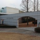 야외음악당입구 화장실 이미지