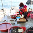 [김준의 바다인문학] 소라…딱딱하지 않고 쫄깃…함덕 횟집의 특급비밀은 &#39;물속 칼질&#39; 이미지