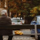 60살 넘어 연락이 뚝 끊기는 사람들의 공통점 4가지/ 60살 넘어서 반드시 가난해지는 사람들의 특징 4가지 이미지
