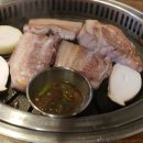 큰손흑돼지 이미지