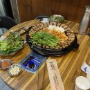 무쇠김치삼겹 - 남구 유엔평화로 26 | 무쇠김치삼겹