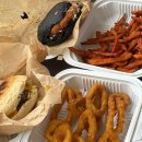 리틀피카소 | 괌 점심 메뉴 추천 햄버거 맛집 도스버거 | 한국어 메뉴판 | 메스클라 도스버거 | 내돈내산