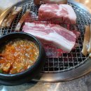 돼지삼춘 이미지