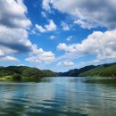 저 구름 흘러 가는곳( 내 사랑도 흘러 가- 라 ) 이미지