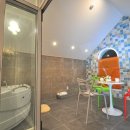 더화이트버치 이미지