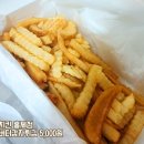 썬더치킨홍제역점