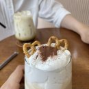 카페콤마(COMMA,)