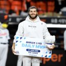 플레이오프 5차전 MVP - 폰세 이미지