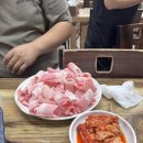 로칼뉴스 | 4,300원의 가성비 쩌는 대패삼겹살 맛집 솔직 후기! 그냥 삼겹살도 시키고 셀프 볶음밥도 만들어 본...