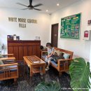 화이트하우스 | 호이안 가성비숙소 추천 3만원 화이트하우스 센트럴 빌라 후기 근처 은행 마트 팁