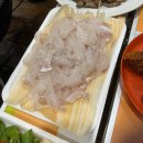 어뮤징스토리 | 경남 통영 수영장 펜션! "어뮤징스토리" a룸 후기 ๑'◡'๑