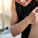 어깨 통증 있다면 재활 운동은 필수…도움 되는 운동법 4 이미지