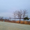 노랑등대 앞 이미지