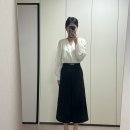 킨더살몬 블라우스 Scabra Blouse White / 스커트 FW21 A-line Skirt Dark-navy 29cm 구매 후기