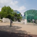 캠퍼스타운1번출구 앞 이미지