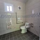 이동공원 화장실 이미지