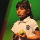 8-yo girl labeled ‘weird’ turned out to be a child genius with an IQ of 162 이미지