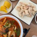 천년이회 앞 이미지
