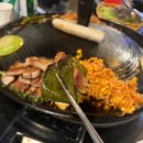 별난솥뚜껑김치삼겹살
