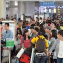 여름 휴가 절정… 제주 관광객 물결 '출렁' 이미지