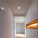 11545-03-32-59 | 태릉 브라운스톤 32평형: 합리적인 예산으로 빚어낸 프리미엄 화이트&amp;우드 하우스